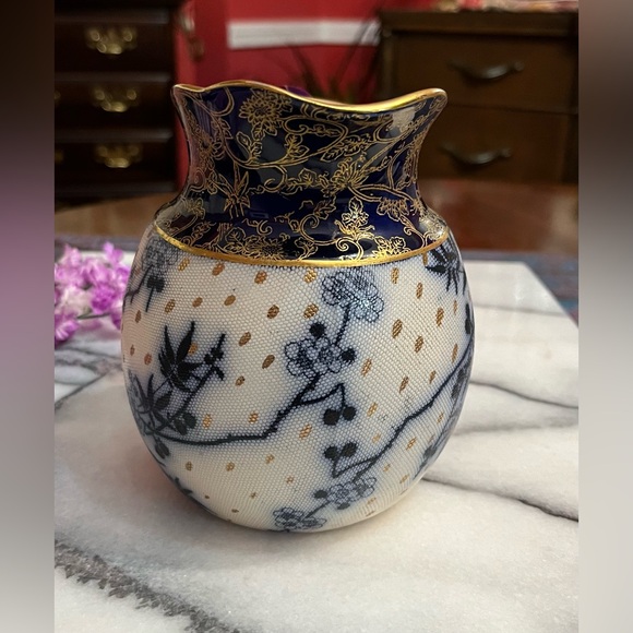 Antique ROYAL DOULTON BURSLEM 6.25” PITCHER England. Cobalt Blue, White & Gold - Picture 4 of 10